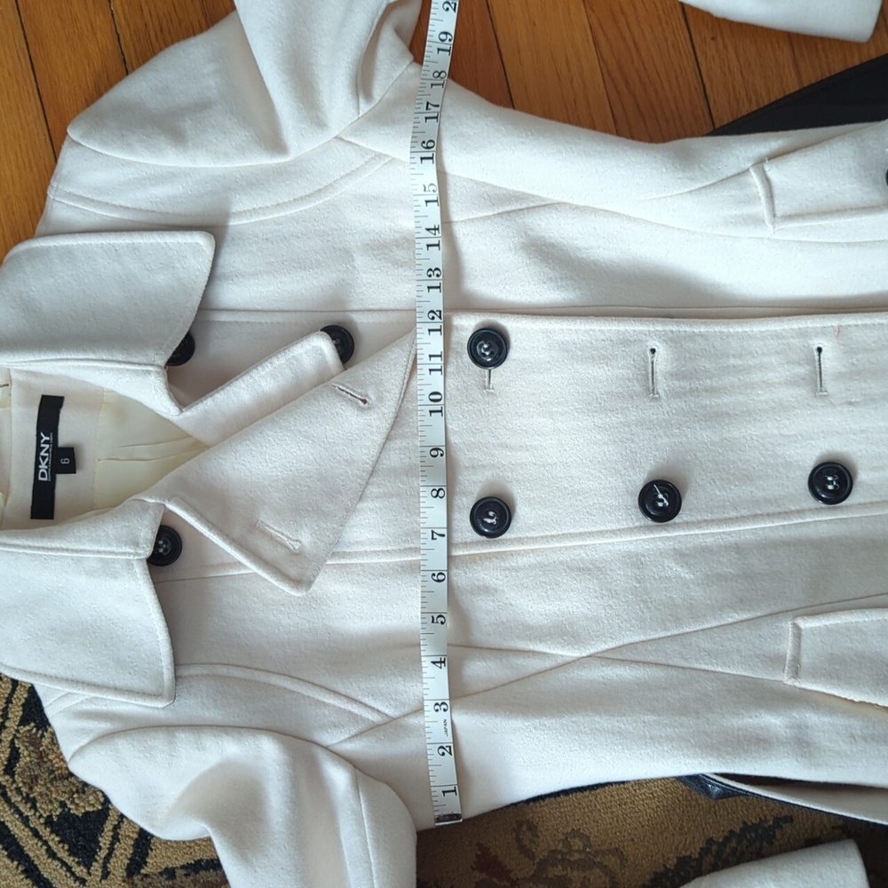 Vintage DKNY white with black and white belt peacoat size 6 - Picture 6 of 15